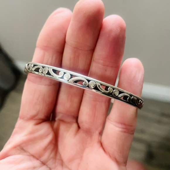 Beautiful new Brighton bangle - Picture 4 of 8